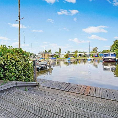 Waterfront Holiday Home With Jetty Boornzwaag over de Wielen Exterior foto