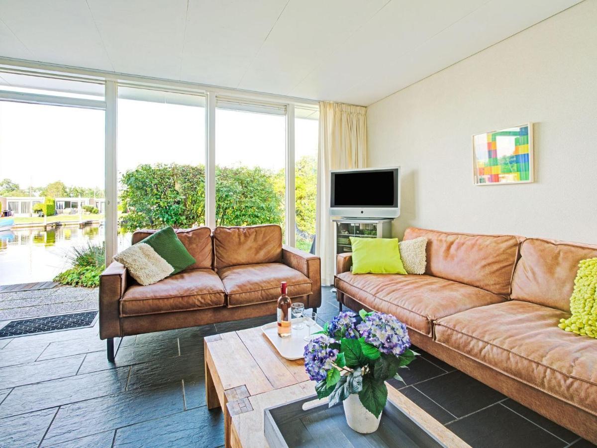 Waterfront Holiday Home With Jetty Boornzwaag over de Wielen Exterior foto