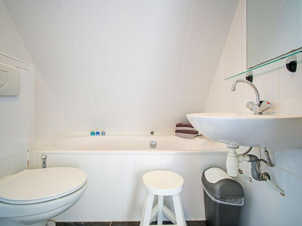 Waterfront Holiday Home With Jetty Boornzwaag over de Wielen Exterior foto